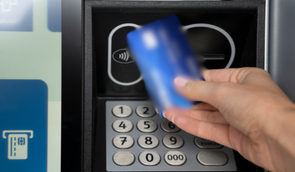 Homem é preso por furto em lava jato e usar cartão de terceiro no Bairro Morada do Sol, em Rio Verde