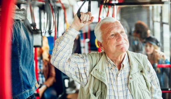 Auxílio para gratuidade de transporte público para idosos deve ser solicitado até 9 de setembro