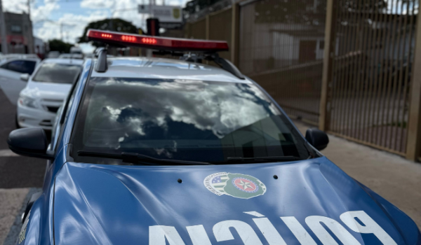 Homem é detido no setor Pauzanes após ameaçar e resistir à abordagem da Polícia Militar