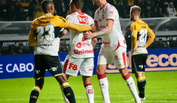 Vila Nova perde para o Criciúma e soma terceira derrota seguida na série B