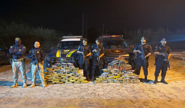 Polícia Rodoviária Federal e CPE apreendem mais de 200 kg de drogas em operação conjunta