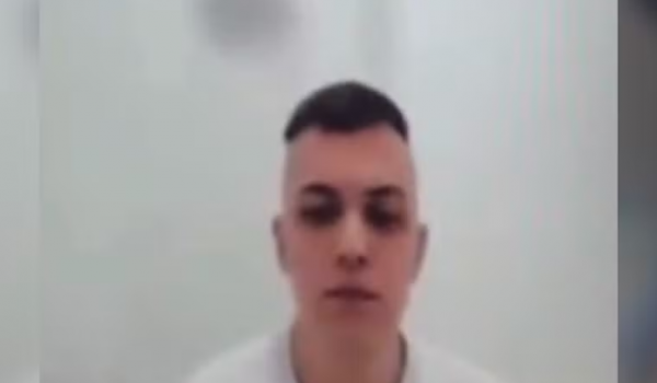 Júri de ex-policial é anulado após ele ameaçar cortar a cabeça da juíza e de jurados