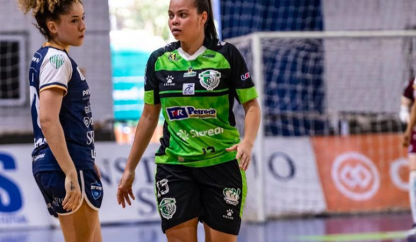 Resenhas faz grande jogo mas acaba eliminado da Liga Feminina de Futsal
