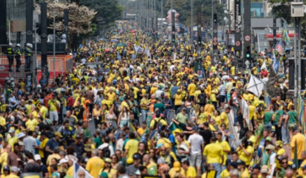 Manifestação do dia 7 de setembro pede impeachment de ministro do STF e anistia dos presos do 8 de janeiro de 2023