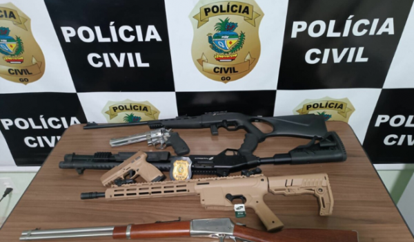 PCGO apreende armas de fogo de suspeito de praticar violência doméstica em Jataí 