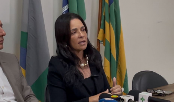 Dra. Marion Cristina, representando a OAB, parabeniza a polícia pela investigação do caso do advogado Cássio Bruno 