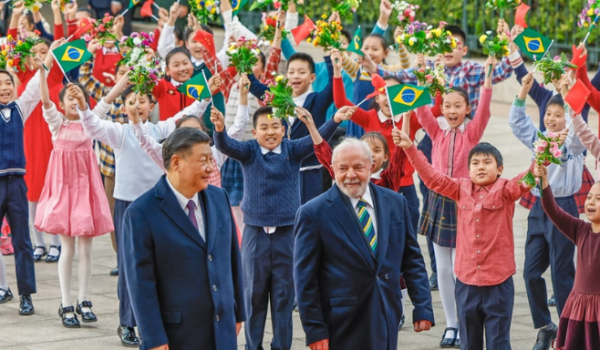 Quebrando o protocolo, Lula receberá líder chinês no Palácio da Alvorada