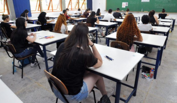 Programa estudantil beneficiou em 2024 mais de 4 milhões de estudantes 