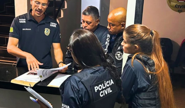 Polícia Civil de Goiás cumpre mandado em ação contra golpe de troca de máquinas de cobrança