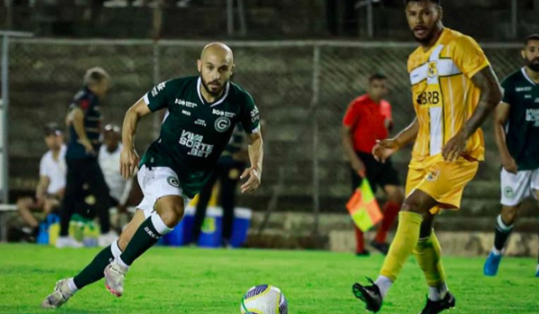 Goiás e Brasiliense empatam no primeiro jogo da semi-final da Copa Verde