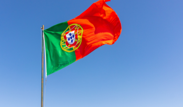 Portugal vai expulsar 18 mil imigrantes irregulares; brasileiros estão entre os afetados