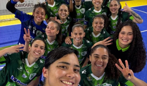 Resenhas vence Leoas da Serra fora de casa e volta a zona de classificação na Liga Feminina de Futsal
