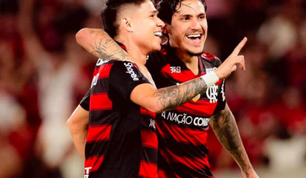 Flamengo vence com placar recorde no Brasileirão de pontos corridos 