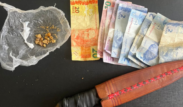 ROMU prende homem por tráfico de drogas na Vila Amália, em Rio Verde