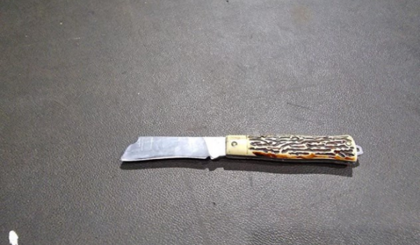 PM atende ocorrência em que mulher invade residência e ameaça ex-companheiro com canivete