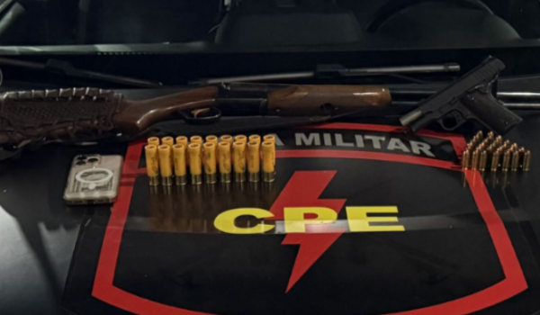 CPE Rio Verde prende indivíduo por porte ilegal de arma de fogo de uso restrito no DIMPE
