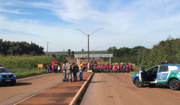 Polícia Militar intervém em protesto do Movimento Sem Terra e efetua prisões em Santa Helena