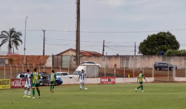 Rio Verde fica no 0 a 0 com Bom Jesus e mantém liderança da Divisão de Acesso