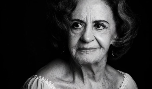 Laura Cardoso, ícone da dramaturgia brasileira, morre aos 98 anos