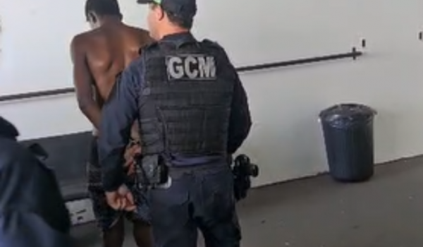Grávida de quatro meses é derrubada e leva pisões na barriga; homem é preso pela GCM