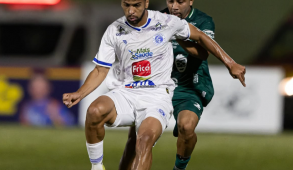 Rio Verde enfrenta o Goianésia fora de casa em duelo direto pela liderança