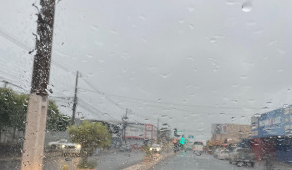 Ventania derruba temperatura e traz previsão de chuva para Rio Verde