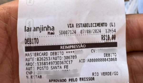 Menor de idade abastece moto e compra cigarro eletrônico com cartão perdido em Rio Verde 