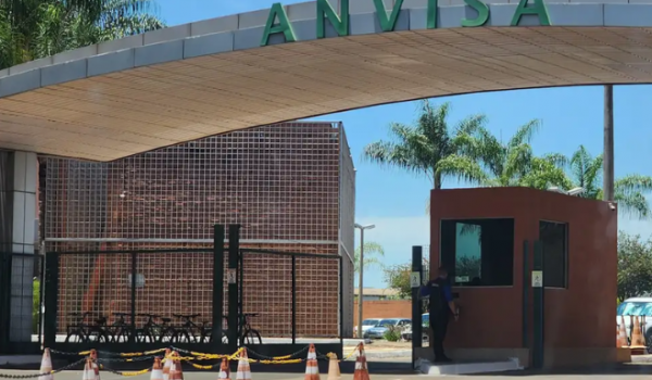 Anvisa recolhe lote de chocolate Laka por problema na embalagem