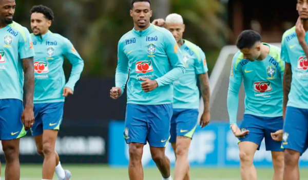 Ancelotti esboça seleção que vai enfrentar o Chile nesta quinta-feira (4)