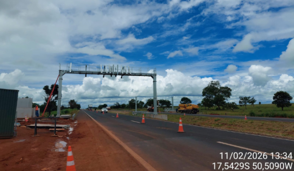 Rota Verde instala primeiro pórtico de pedágio eletrônico na BR-060, em Acreúna