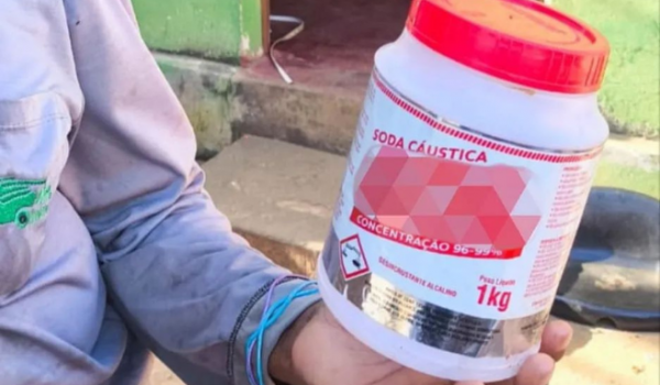 Com ciúmes, mulher joga soda cáustica em órgão genital de marido em Uruaçu