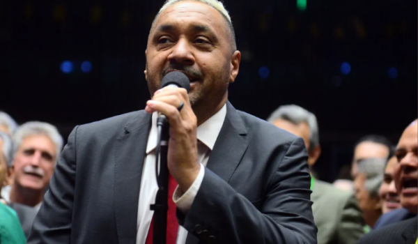 Tiririca se pronuncia após perder eleição no Ceará: 