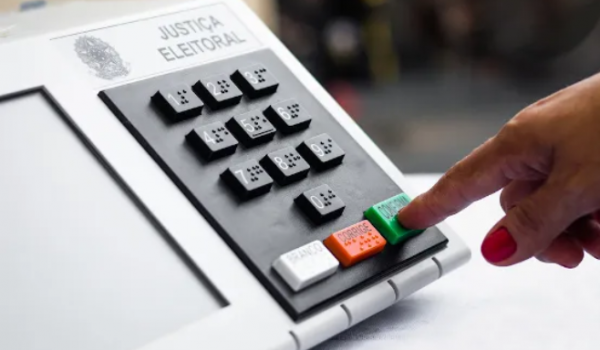 Propaganda eleitoral: Veja o que candidatos e eleitores podem ou não fazer