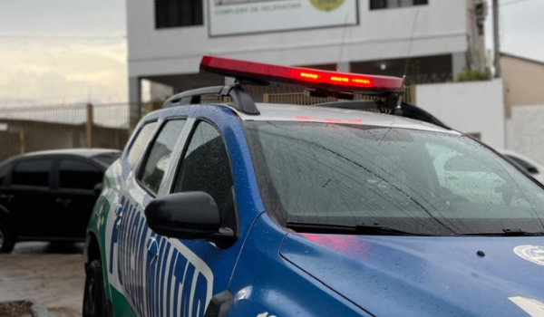 Menor de idade é socorrida após se jogar na frente de carro no Parque Bandeirante, em Rio Verde