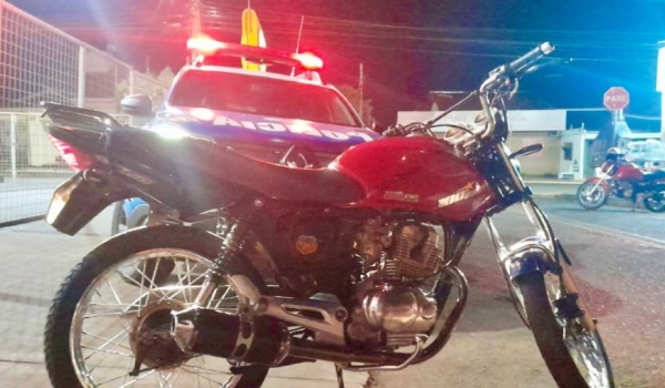Motocicleta apreendida por escapamento irregular e perturbação do sossego no Setor Morada do Sol