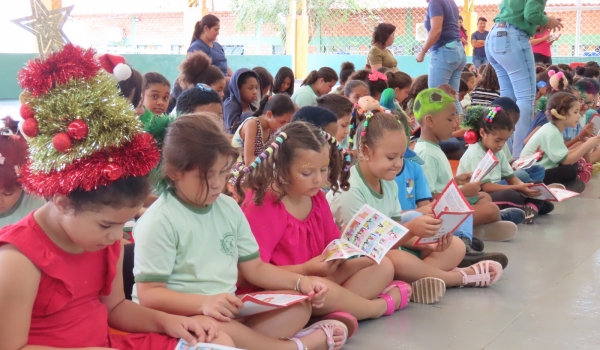 Escola de Rio Verde recebe Projeto Doador do Futuro para incentivo de doação de sangue