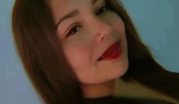 Jovem passa mal e morre após comer acarajé