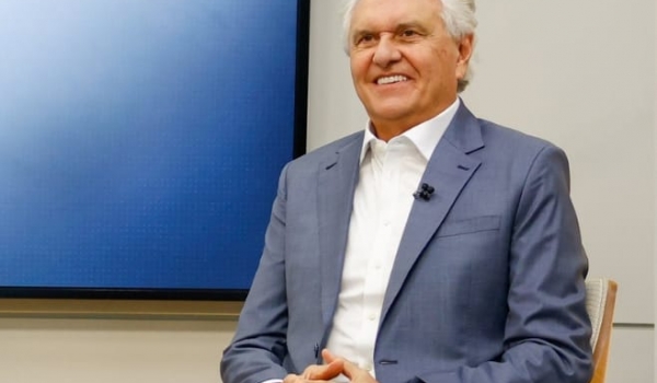 Goiás entra no Propag e deve economizar R$ 28 bilhões em juros, diz Caiado