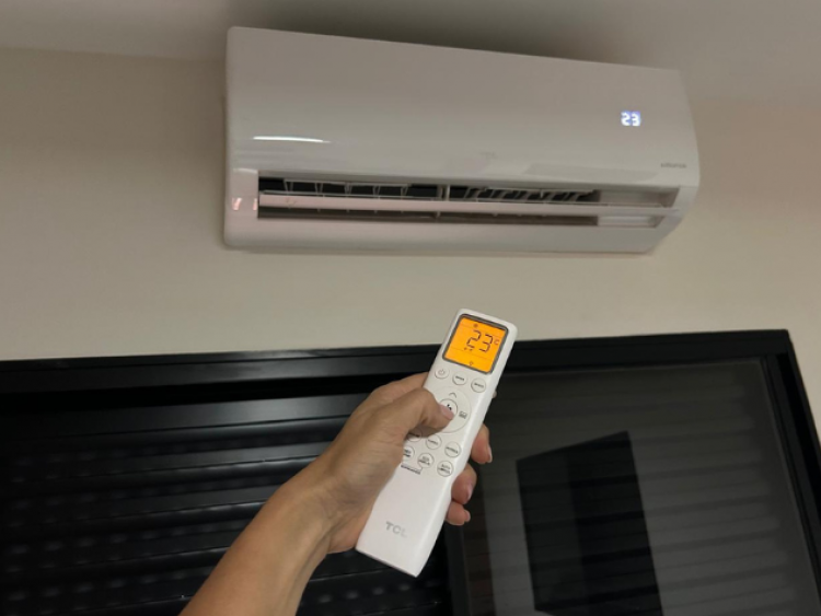Ar-condicionado a 17°C esfria mais rápido? Entenda mitos e dicas para economizar energia