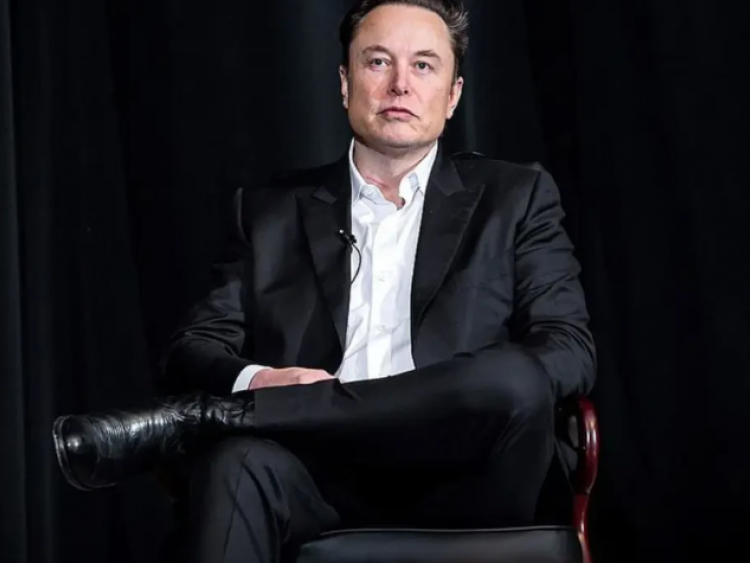 Elon Musk desabafa no X sobre dinheiro não poder 