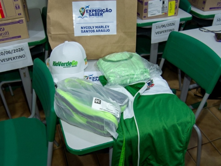 Expedição do Saber: alunos de Rio Verde recebem kits e se preparam para viagem a Portugal