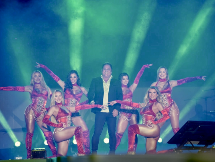 Leonardo emociona multidão e Open Farra encerra segunda noite da Expo Rio Verde em clima de celebração