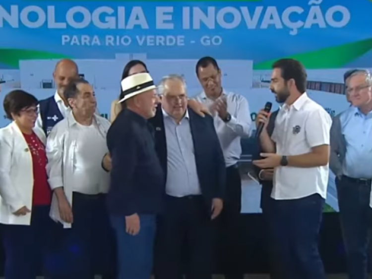 Prefeito de Rio Verde destaca parceria entre UniRV e município durante visita de Lula ao HMU