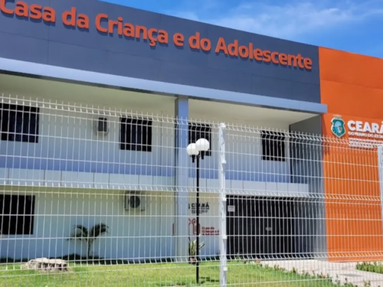 Mãe diz à polícia que suspeito preso pela morte da bebê de 10 meses era apenas um 