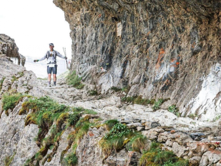 Policial penal de Goiás encara 171 km e representa o estado na ultramaratona mais prestigiada do mundo