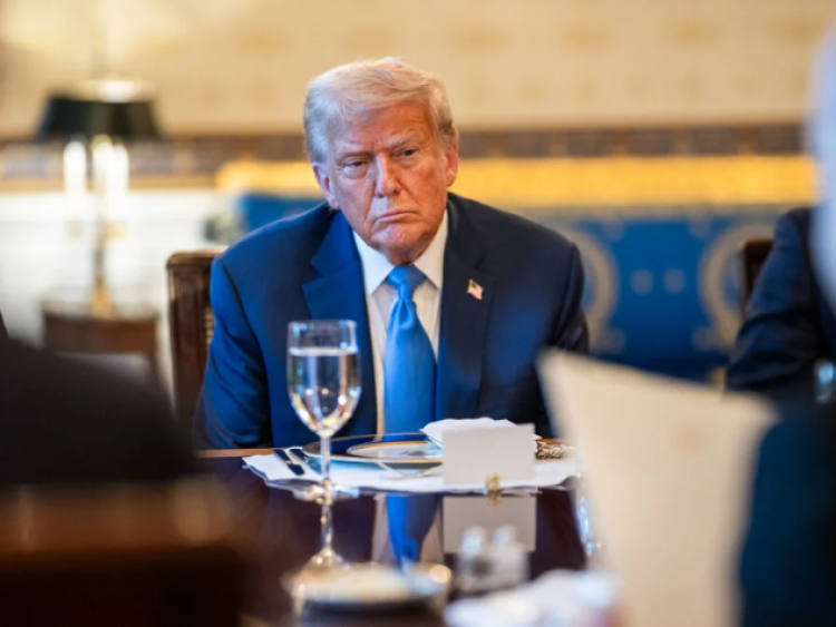 Trump afirma que deve falar com Lula, 