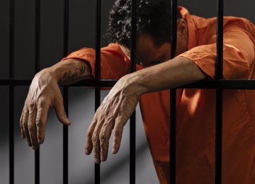 Coluna Cairo Santos: AUXÍLIO RECLUSÃO: NECESSIDADE OU PRIVILÉGIO DE QUEM COMETE CRIME?
