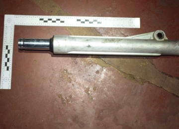 Homem é preso suspeito de espancar esposa com amortecedor de moto em Jataí