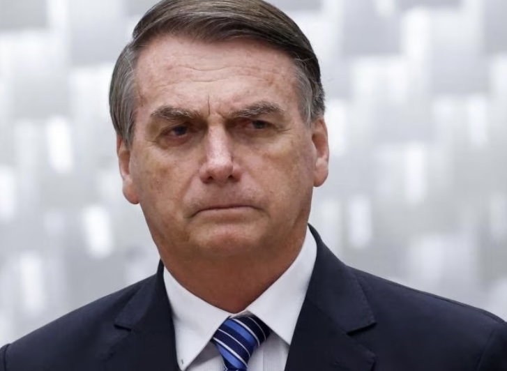 Coluna Thaynara Morais: JULGAMENTO DE BOLSONARO: O EX-PRESIDENTE SE TORNARÁ INELEGÍVEL?