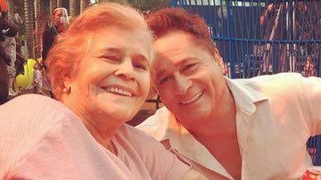 Mãe de Leonardo é enterrada no mesmo túmulo que o filho Leandro